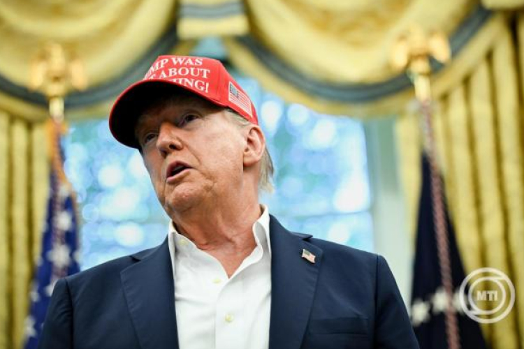 Donald Trump szervezett bűncselekmények miatt sürget vádemelést Soros György és fia ellen