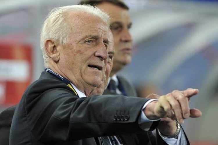 Trapattoni bejelentkezett a labdarúgó-válogatott kapitányi posztjára