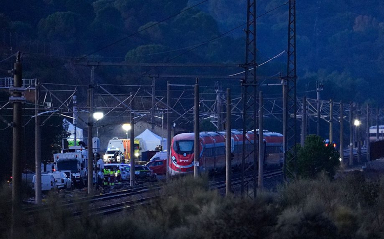 Többen megsérültek egy újabb spanyolországi vonatbalesetben