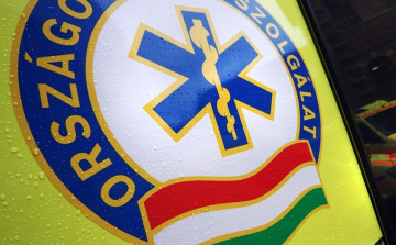 Kamion gázolt halálra egy férfit és egy gyermeket Budapesten