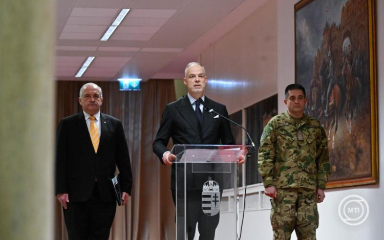 Szalay-Bobrovniczky Kristóf: újabb intézkedések erősítik a kritikus infrastruktúra védelmét